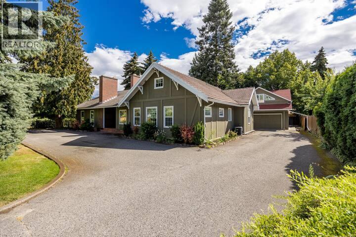 2065 Long Street - 2