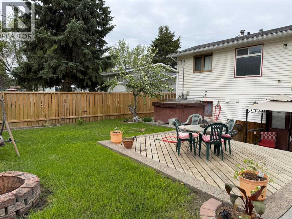 10801 92 Street - 23