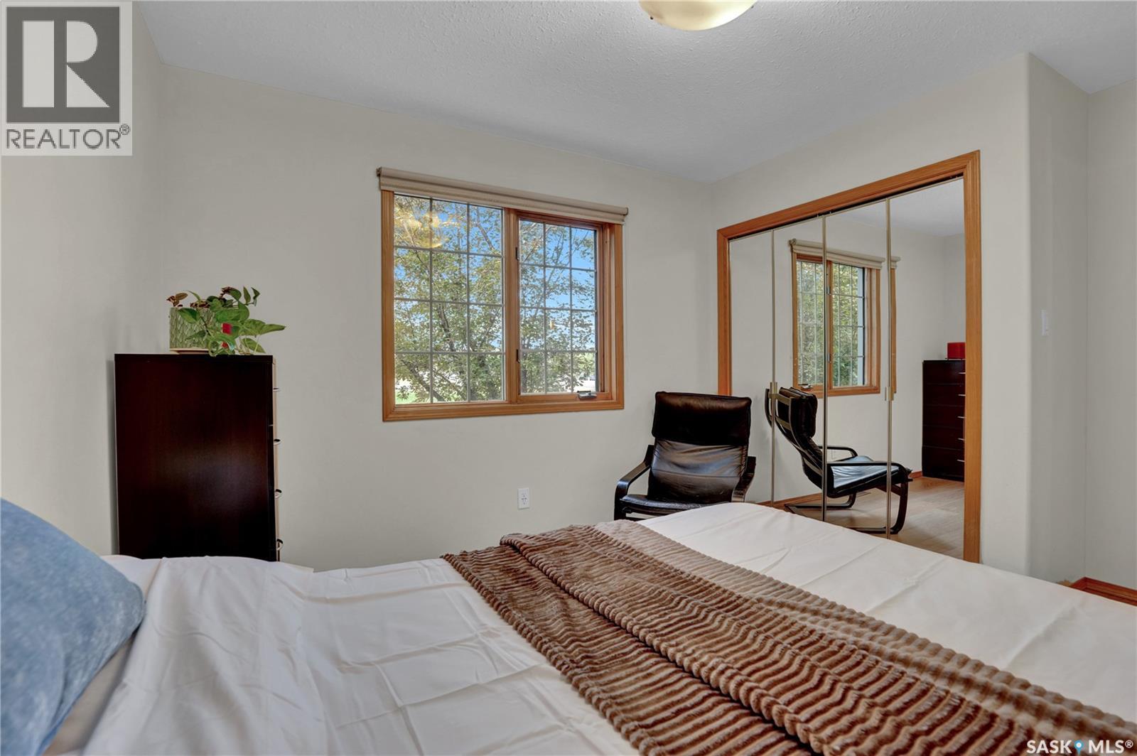 3328 Lakeshore COURT — photo 33