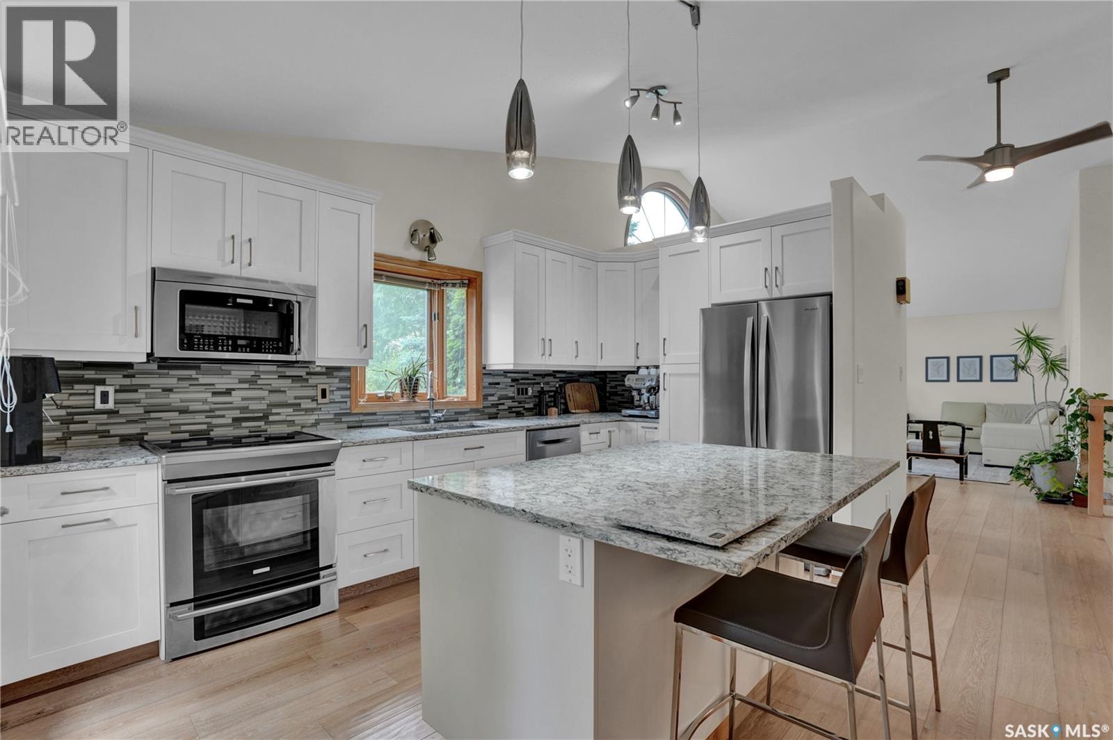 3328 Lakeshore COURT — photo 16