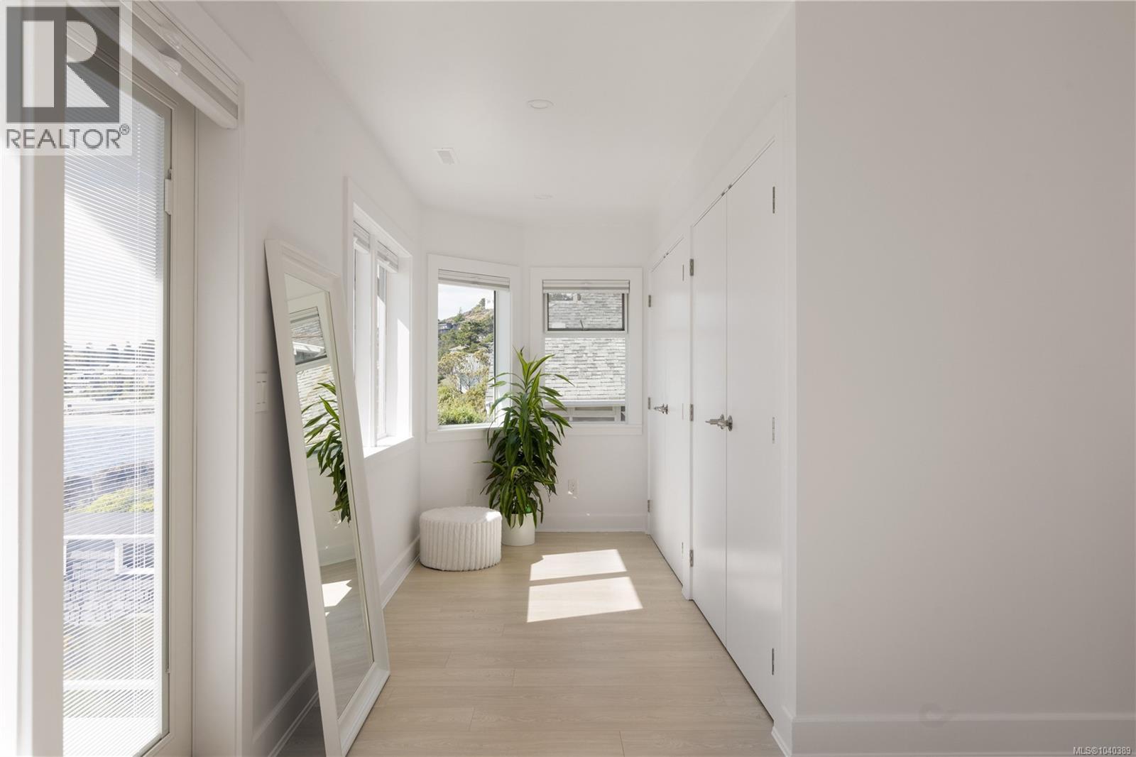2114 Marne St - 23
