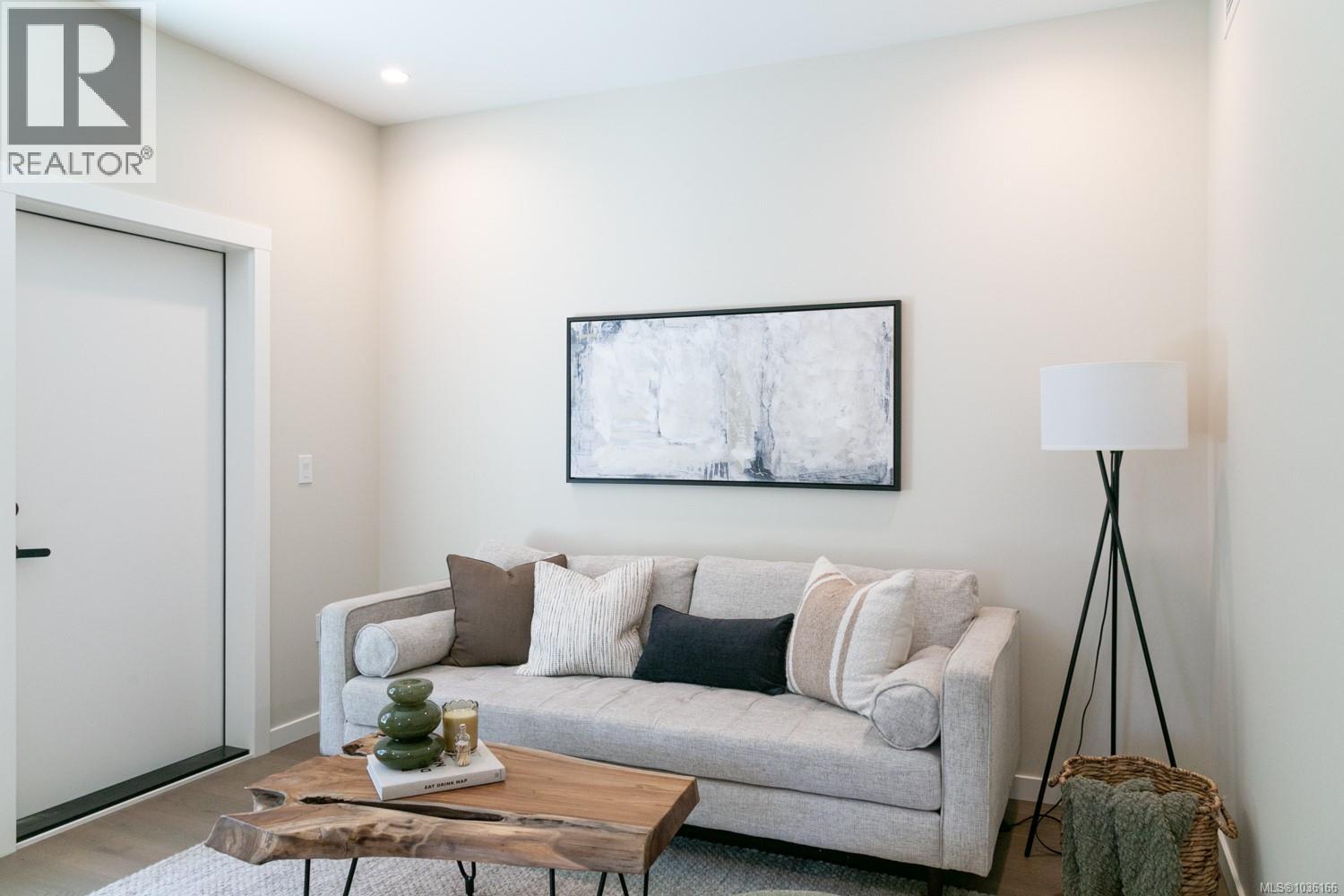 #8 152 Marina View Dr - 52