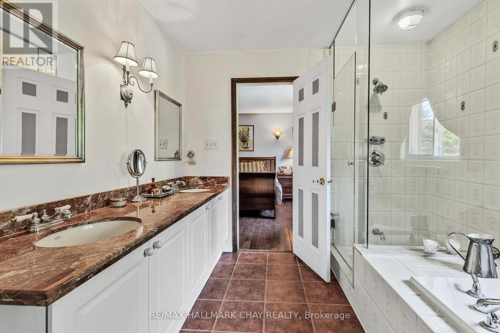 2 OLD HICKORY LANE - 20