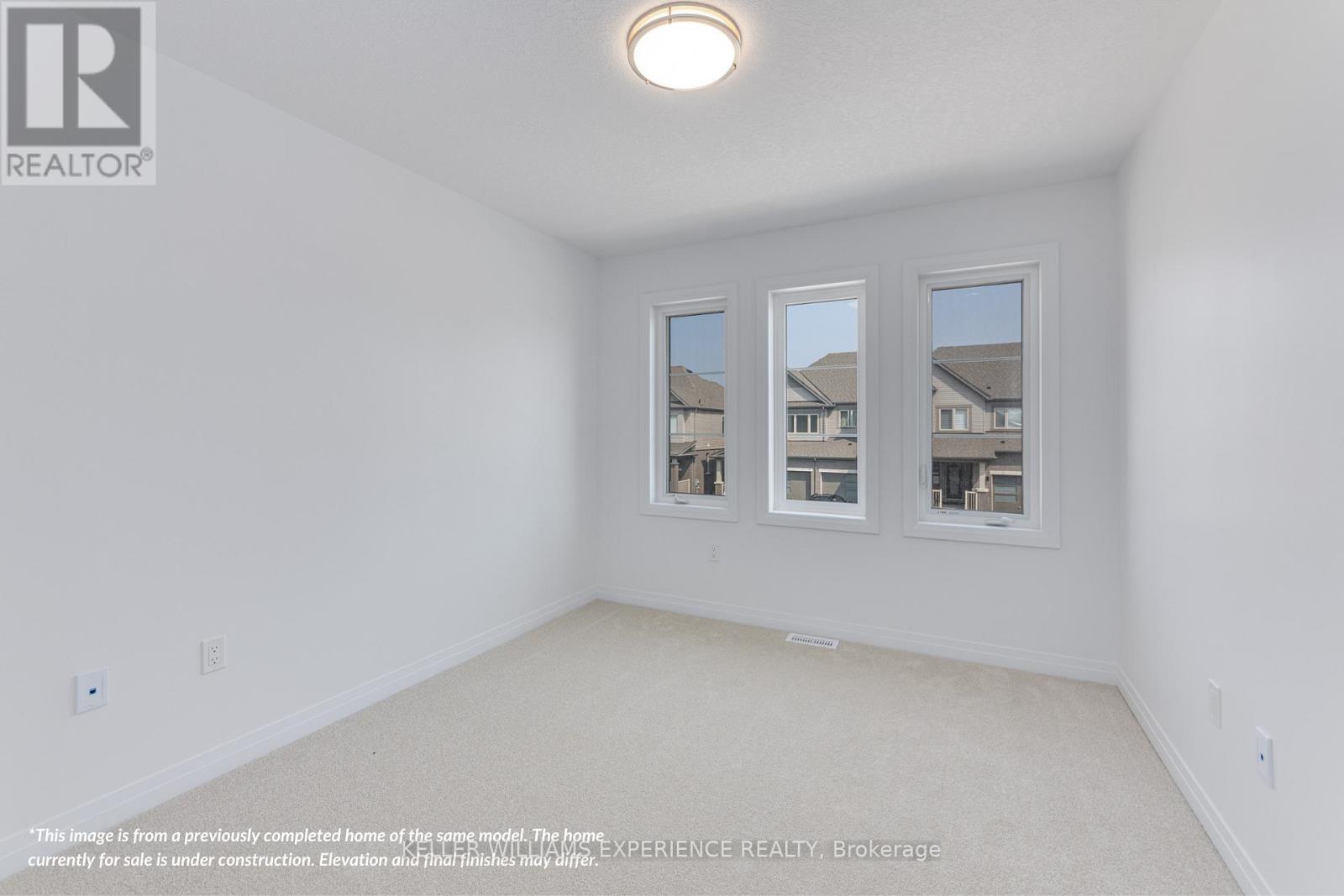 38 SAGEWOOD AVENUE - 23