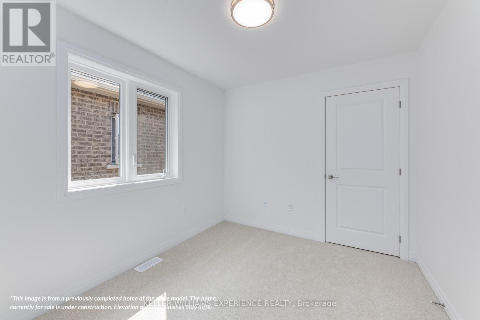 38 SAGEWOOD AVENUE - 25