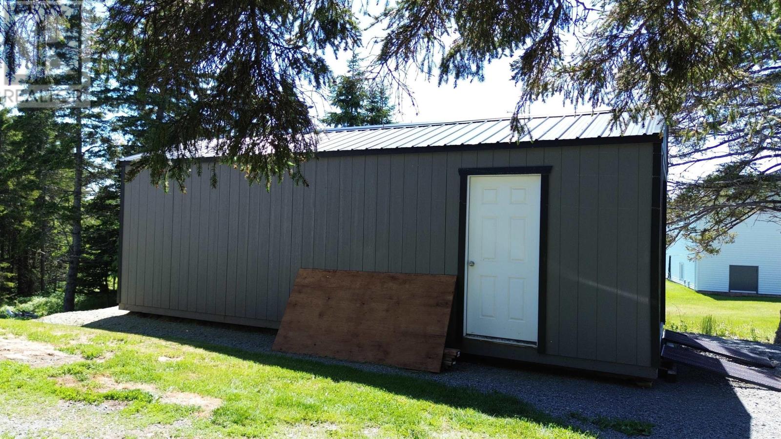 8710 Highway 4 - 6