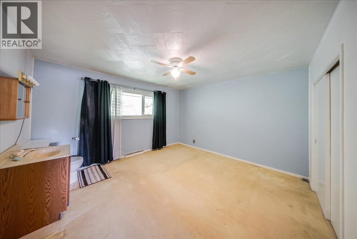 840 Columbia Avenue - 22