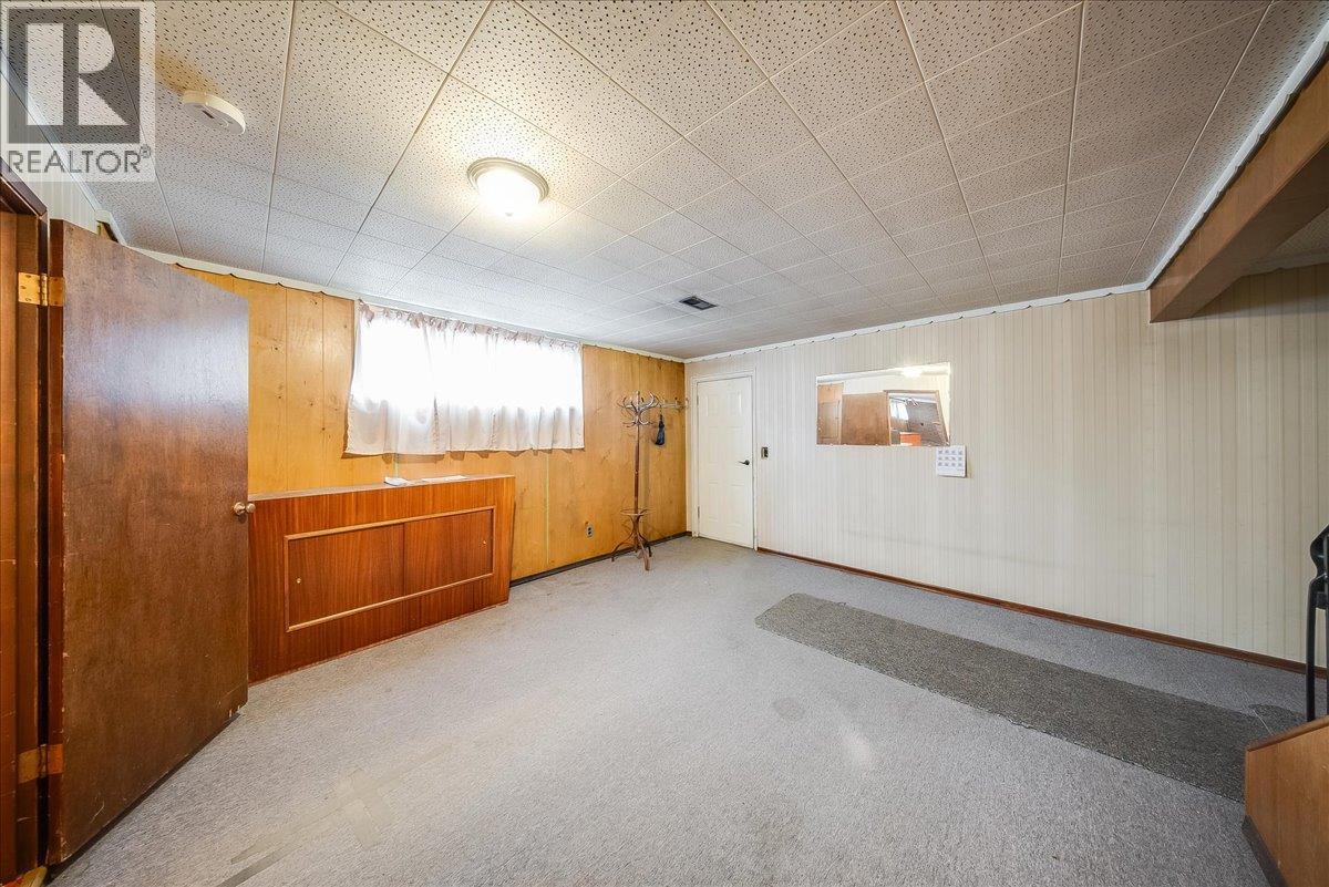 840 Columbia Avenue - 26