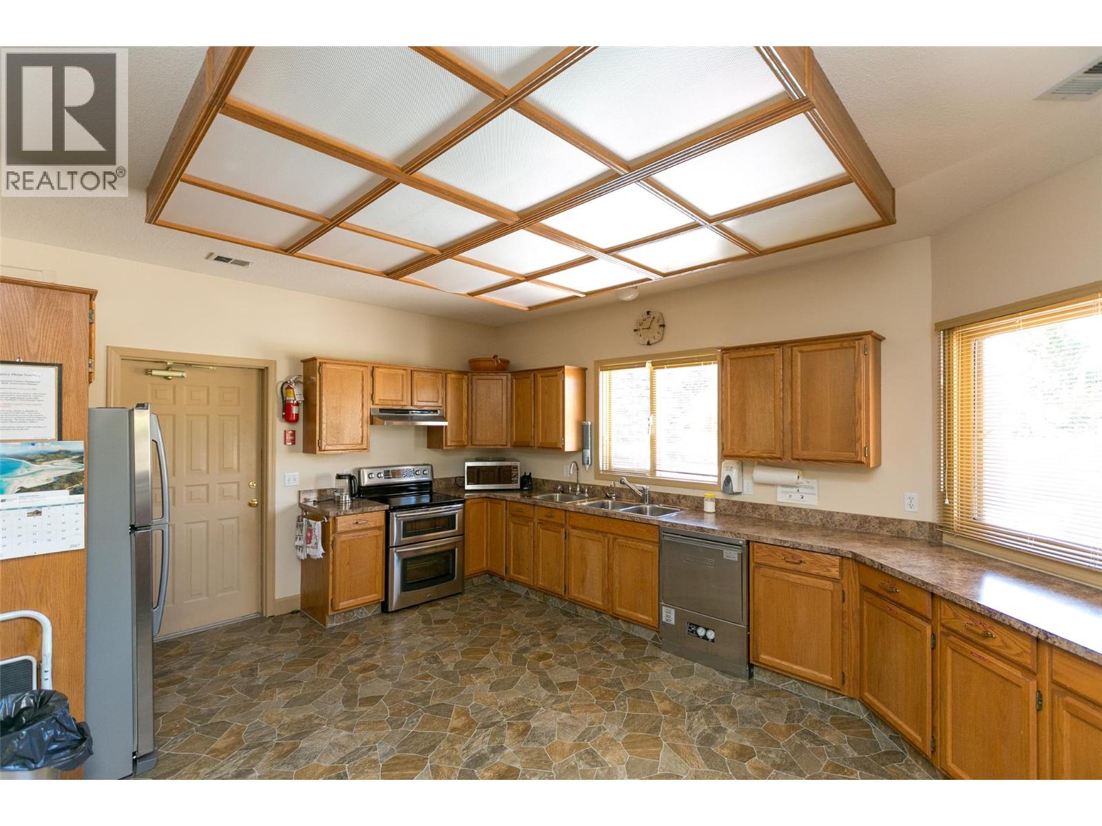 19 1201 CAMERON Avenue, Kelowna