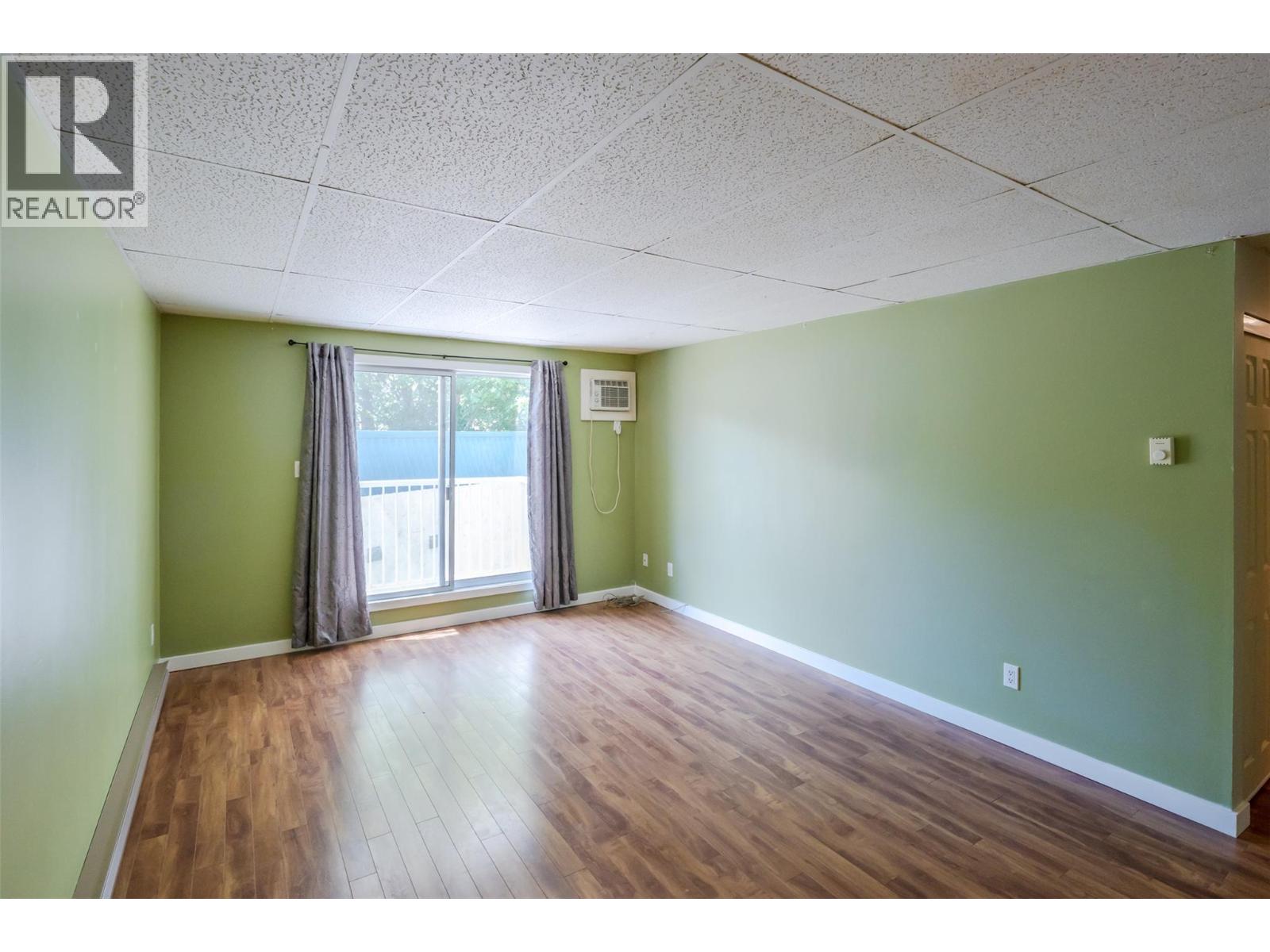 #211 1410 Penticton Avenue - 6