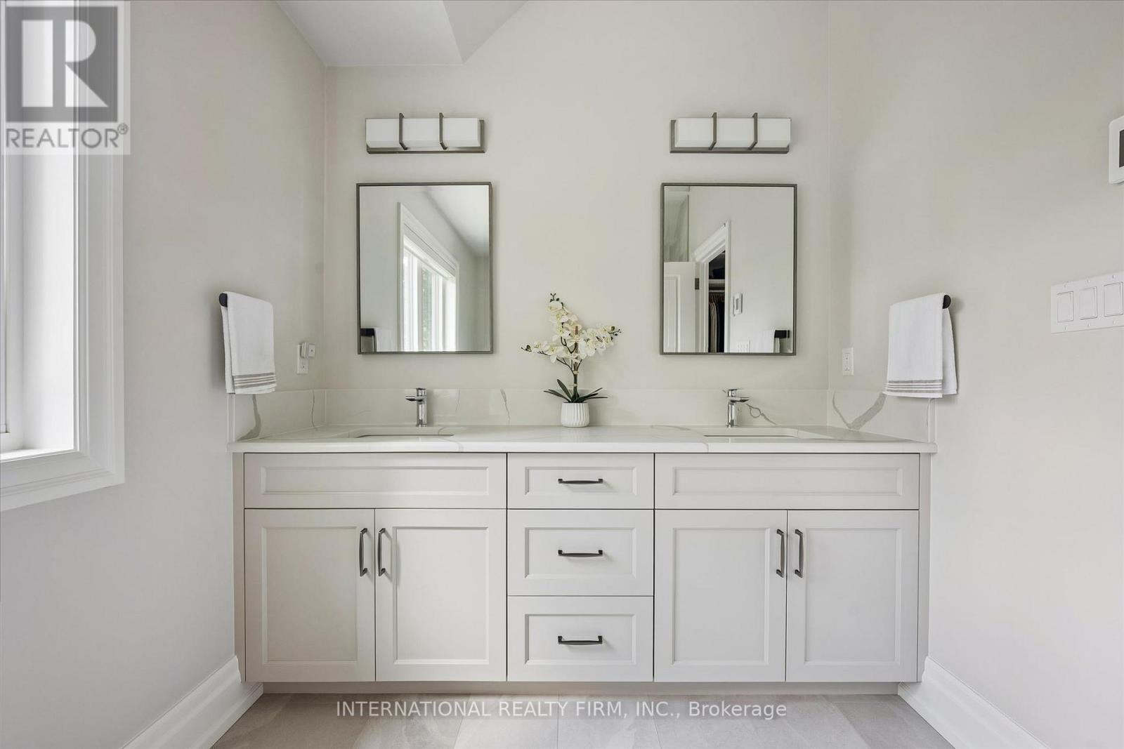 2423 RAYMORE DRIVE - 23