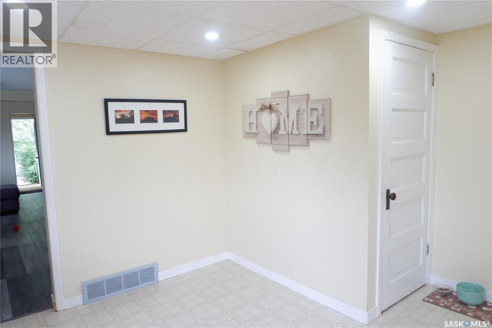 215 Kerry STREET — photo 7