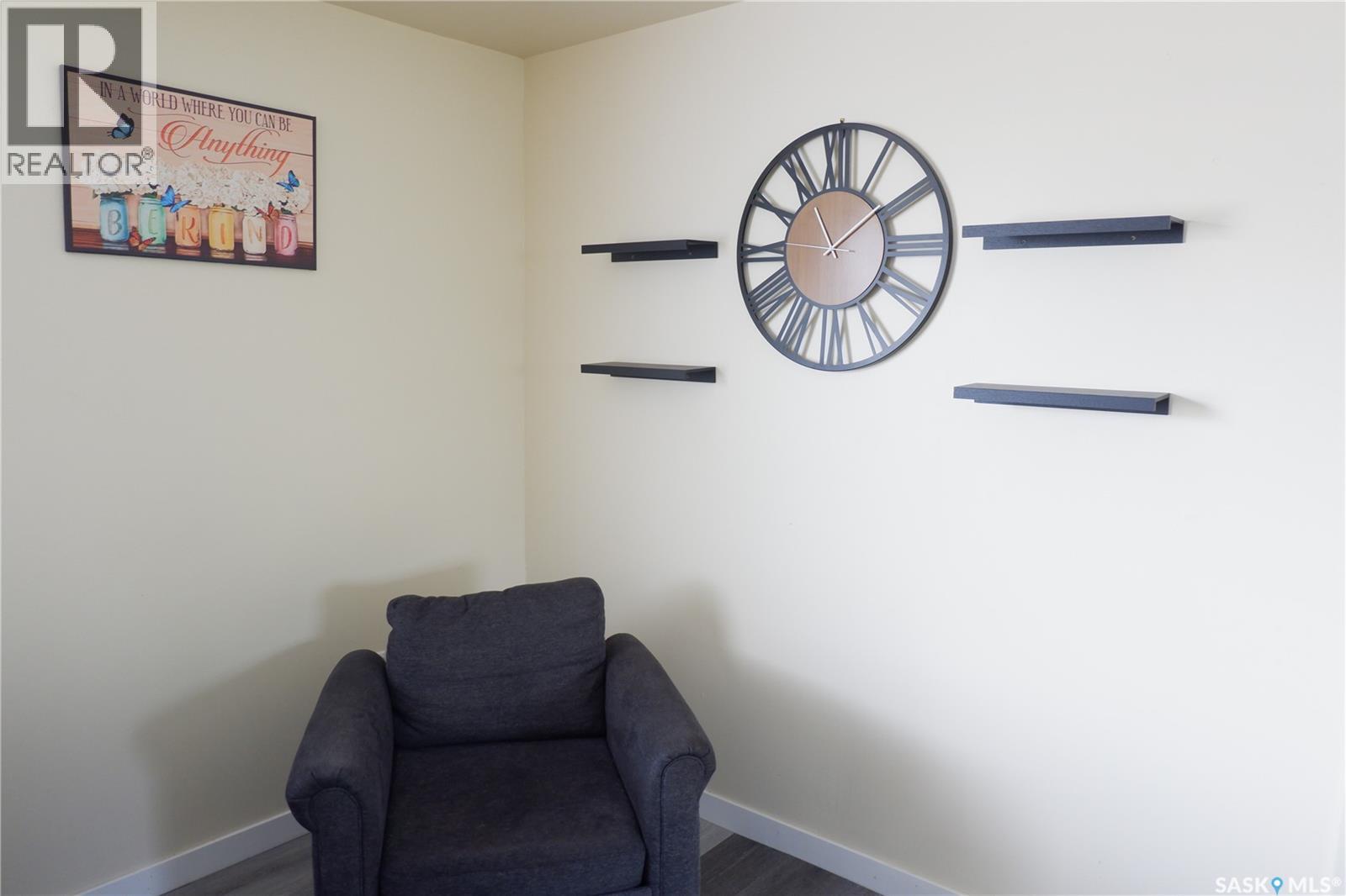 215 Kerry STREET - 10