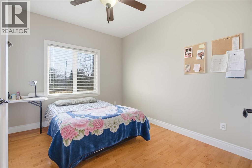 280135 Township Road 242 SE - 15