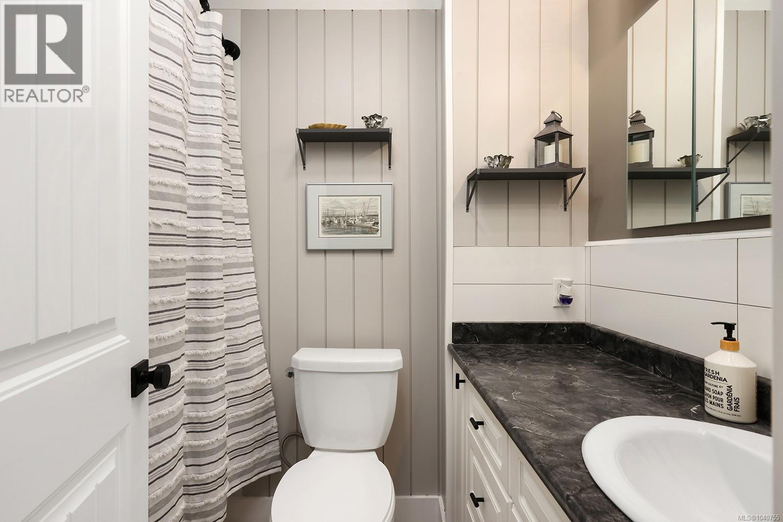 542 THULIN St - Image 32