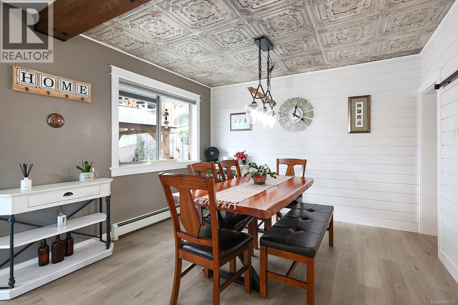 542 THULIN St - Image 13