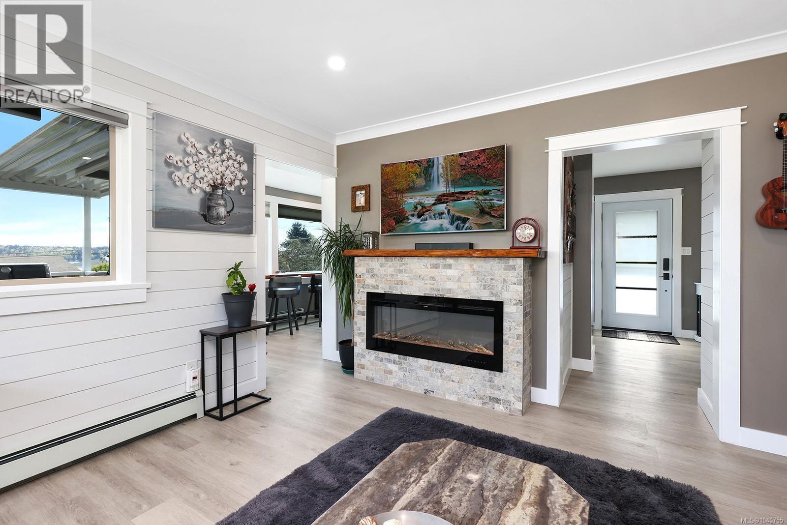 542 THULIN St - 16