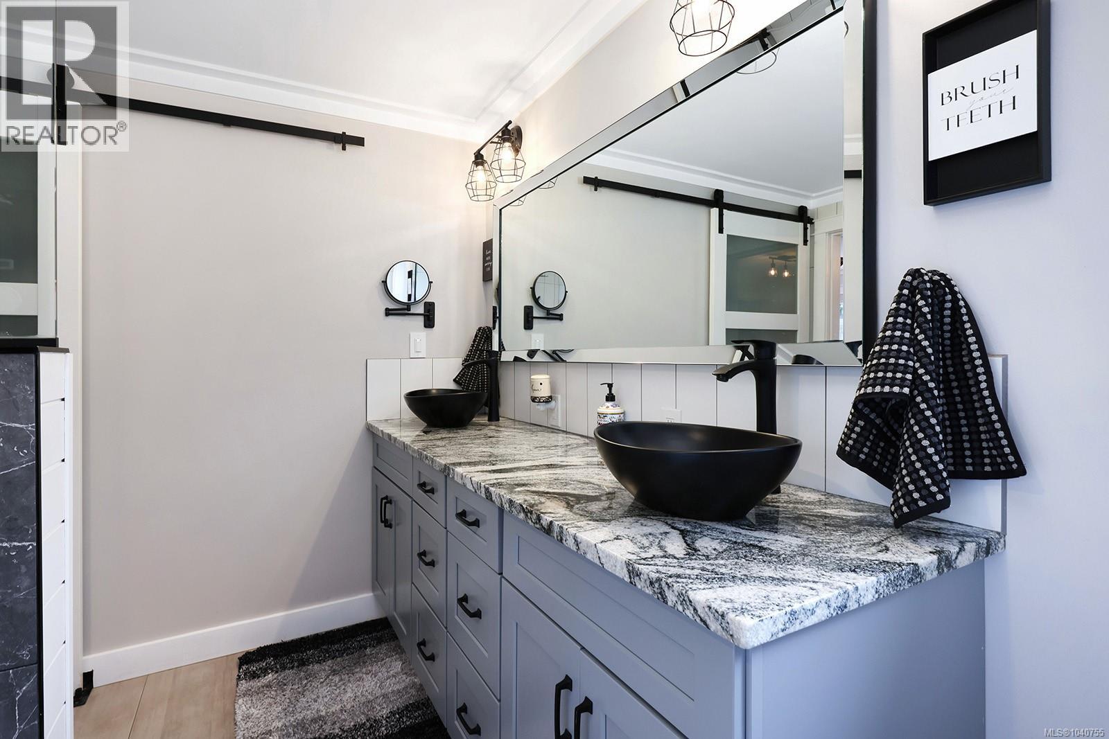 542 THULIN St - Image 29