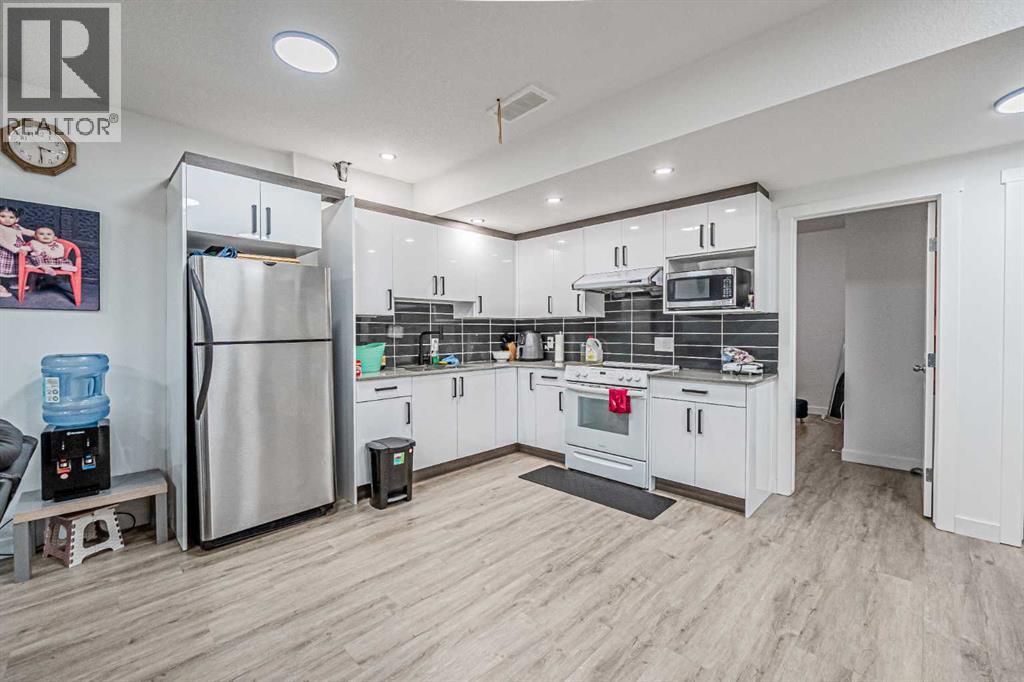 2325 Lancaster Heights SE - 40