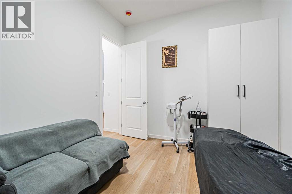 2325 Lancaster Heights SE - 9