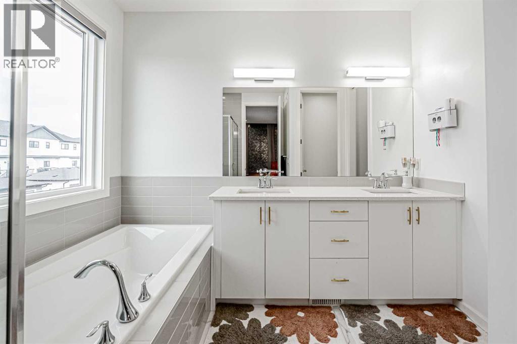 2325 Lancaster Heights SE - 23