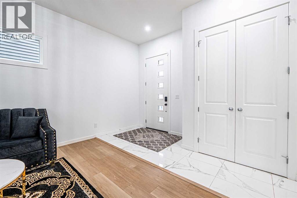 2325 Lancaster Heights SE - 3