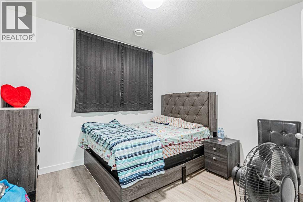 2325 Lancaster Heights SE - 39