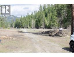 2955 33 Highway, Westbridge, BC V0H1Y0 Photo 8