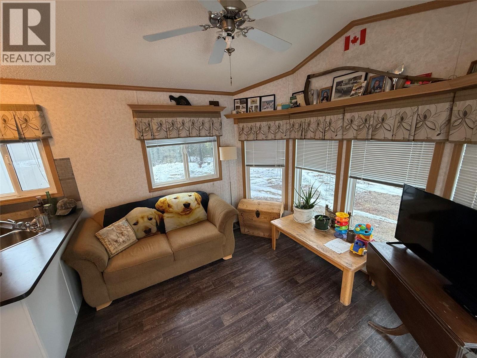 2955 33 Highway - 21