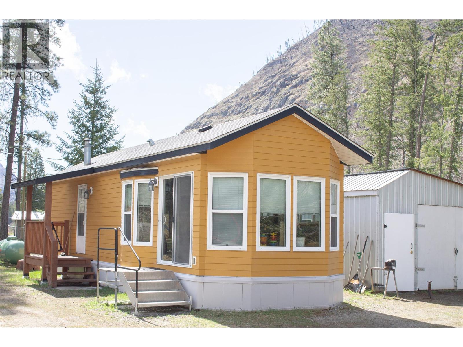 2955 33 Highway - 1