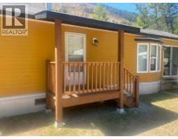 2955 33 Highway, Westbridge, BC V0H1Y0 Photo 6