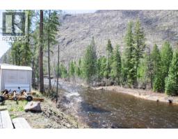 2955 33 Highway, Westbridge, BC V0H1Y0 Photo 32