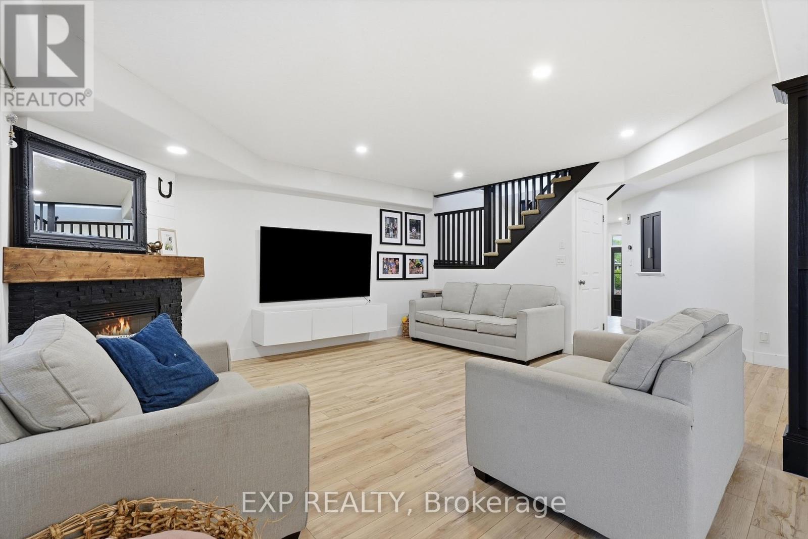 106 BROOKMEAD STREET - 10