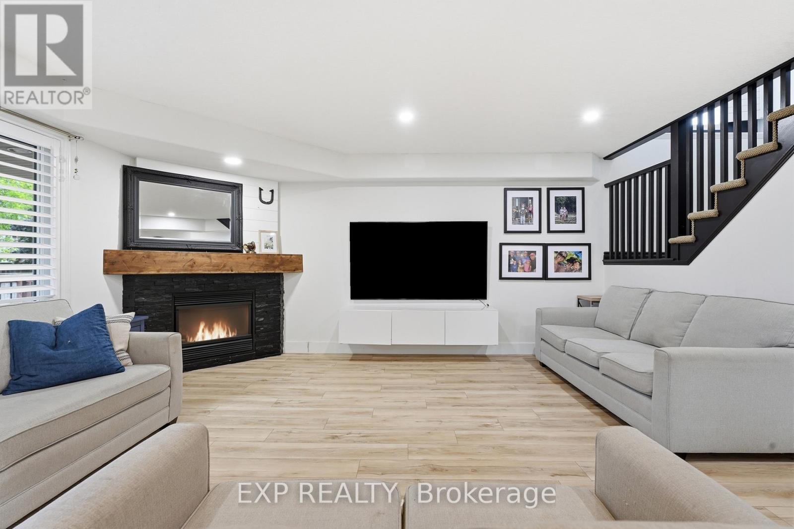 106 BROOKMEAD STREET - 11