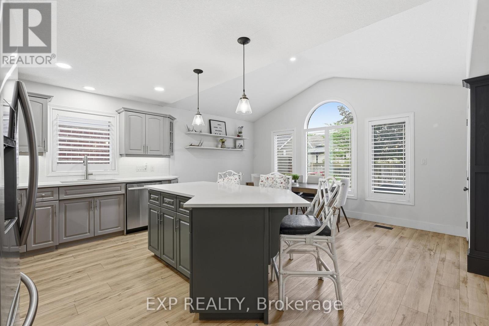 106 BROOKMEAD STREET - 16