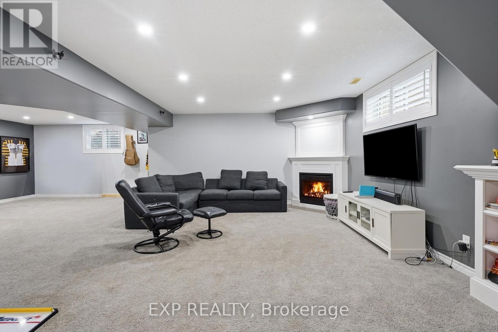 106 BROOKMEAD STREET - 32