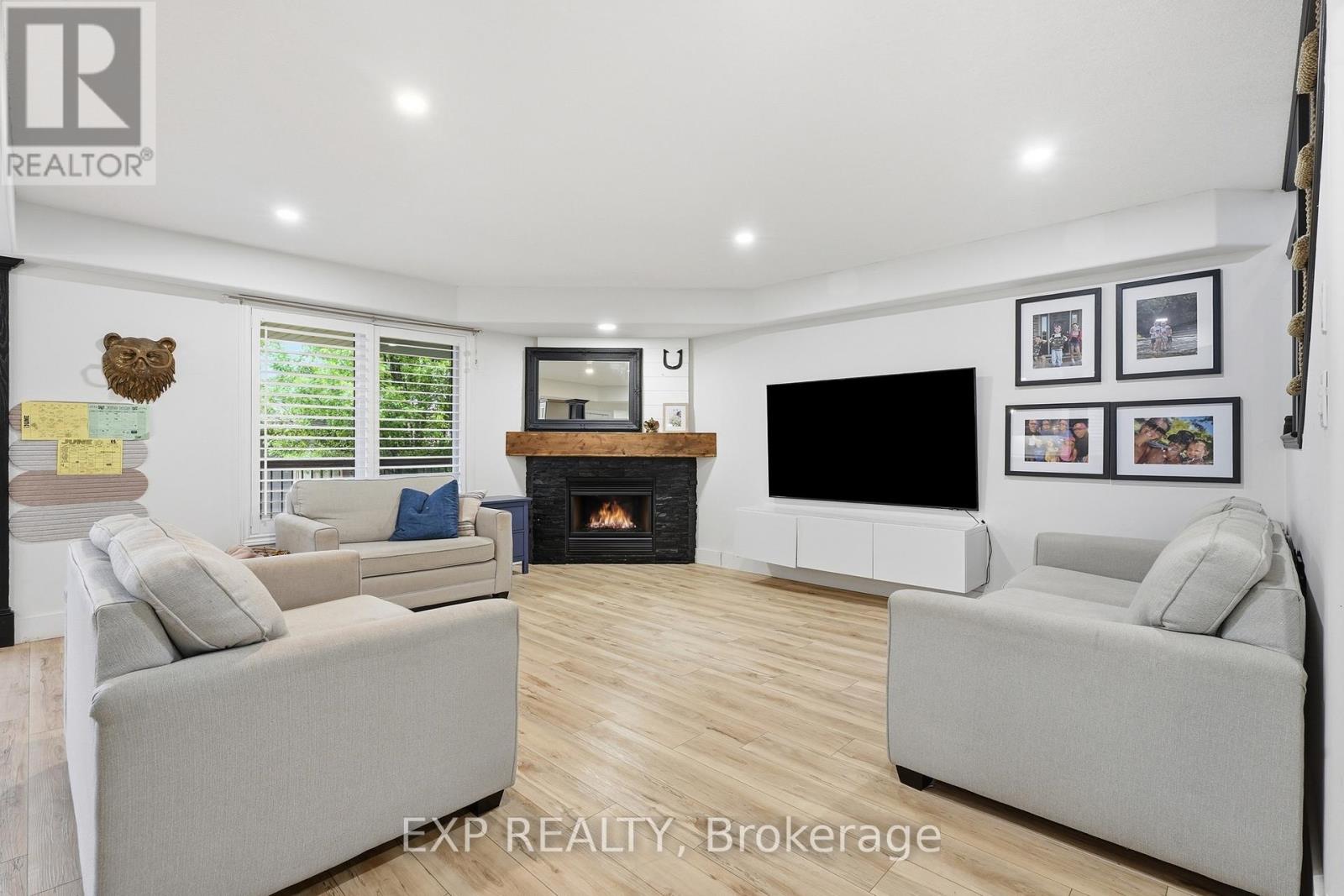 106 BROOKMEAD STREET - 8