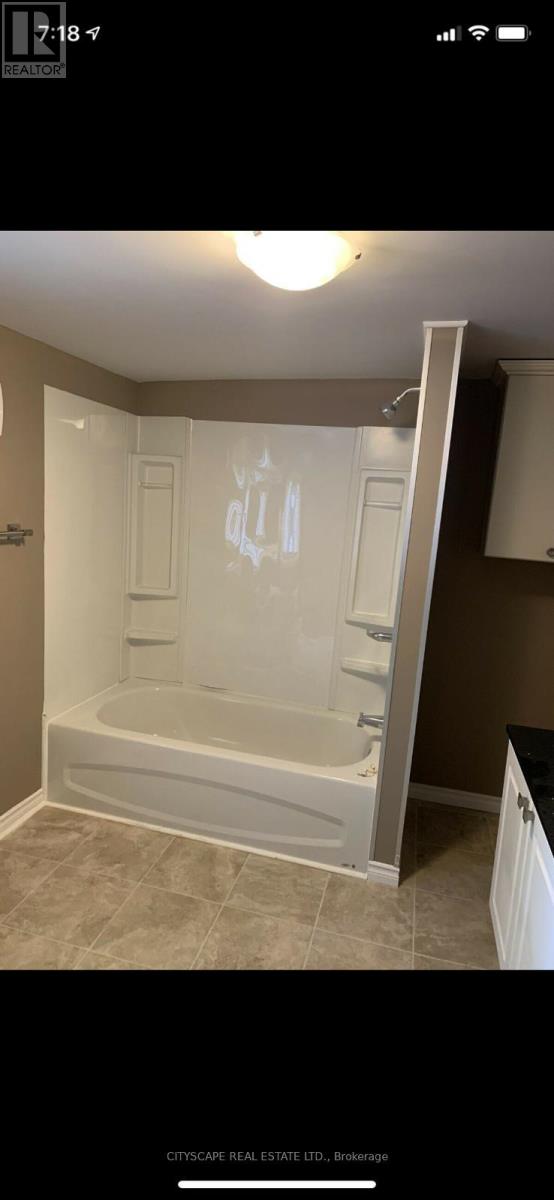 102 GRAY STREET - 12