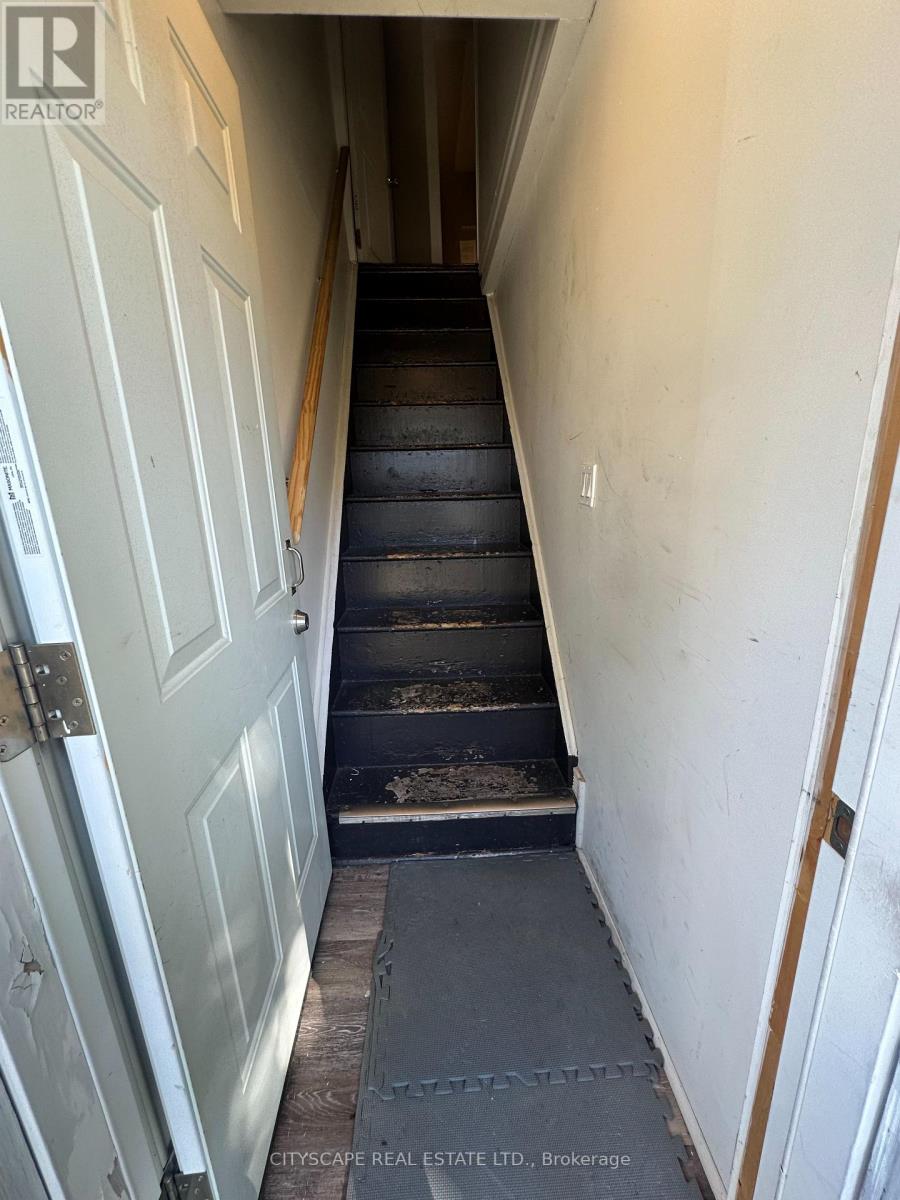 102 GRAY STREET - 15