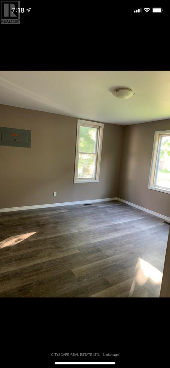 102 GRAY STREET - 9