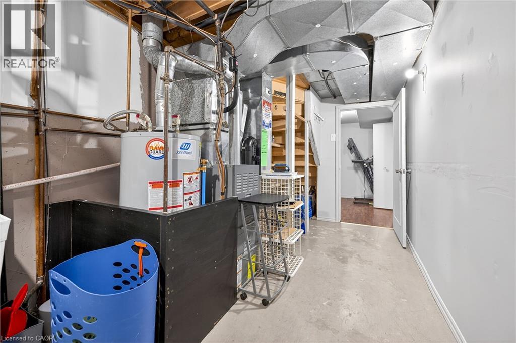 #1 2252 UPPER MIDDLE Road - Image 39