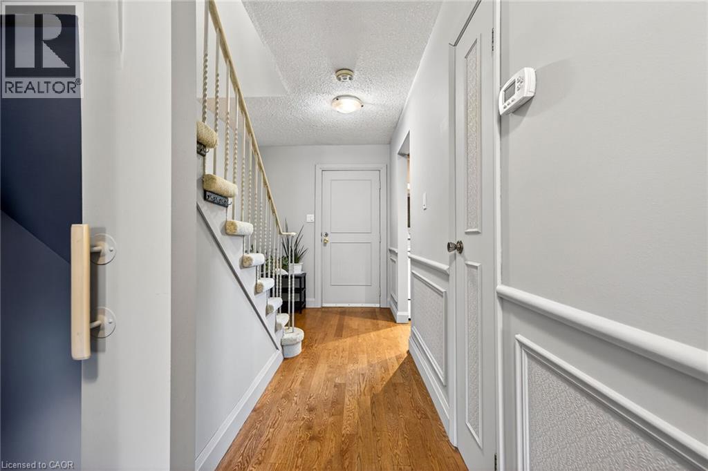 #1 2252 UPPER MIDDLE Road - Image 7