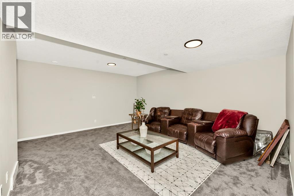 23 Lucas Boulevard NW — photo 32