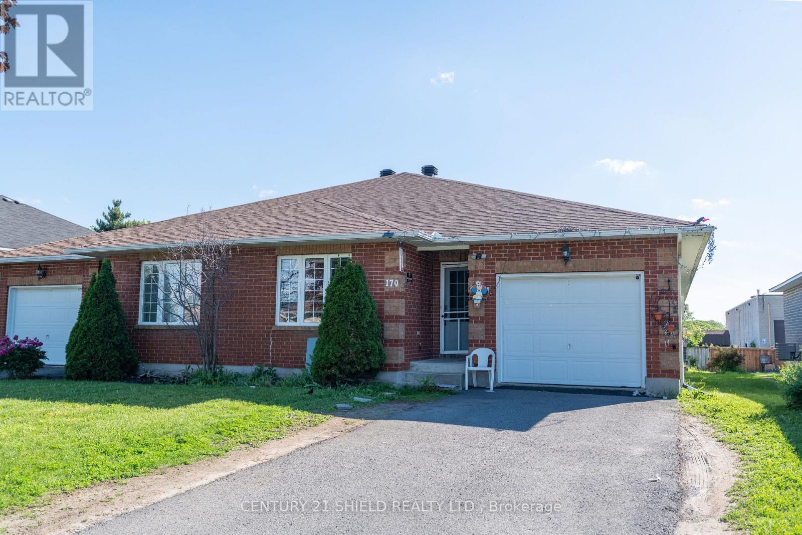 170 HERITAGE PLACE - 1