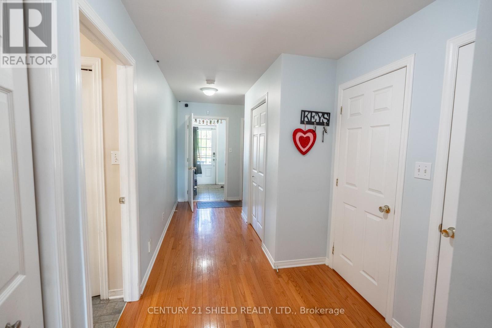 170 HERITAGE PLACE - 11