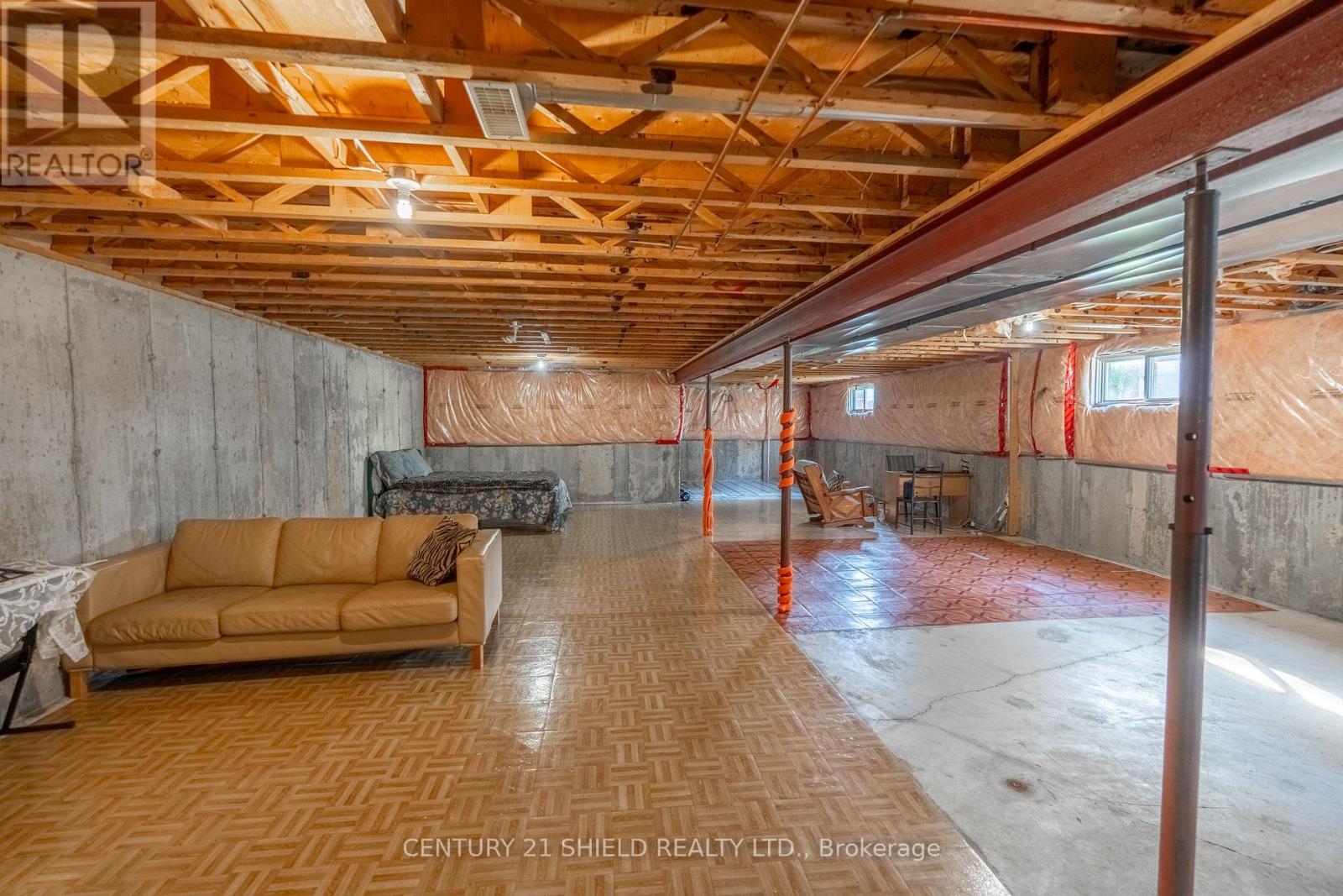 170 HERITAGE PLACE - 33