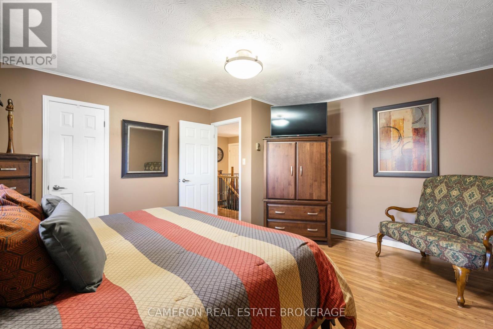1368 PATRICIA PLACE - 22