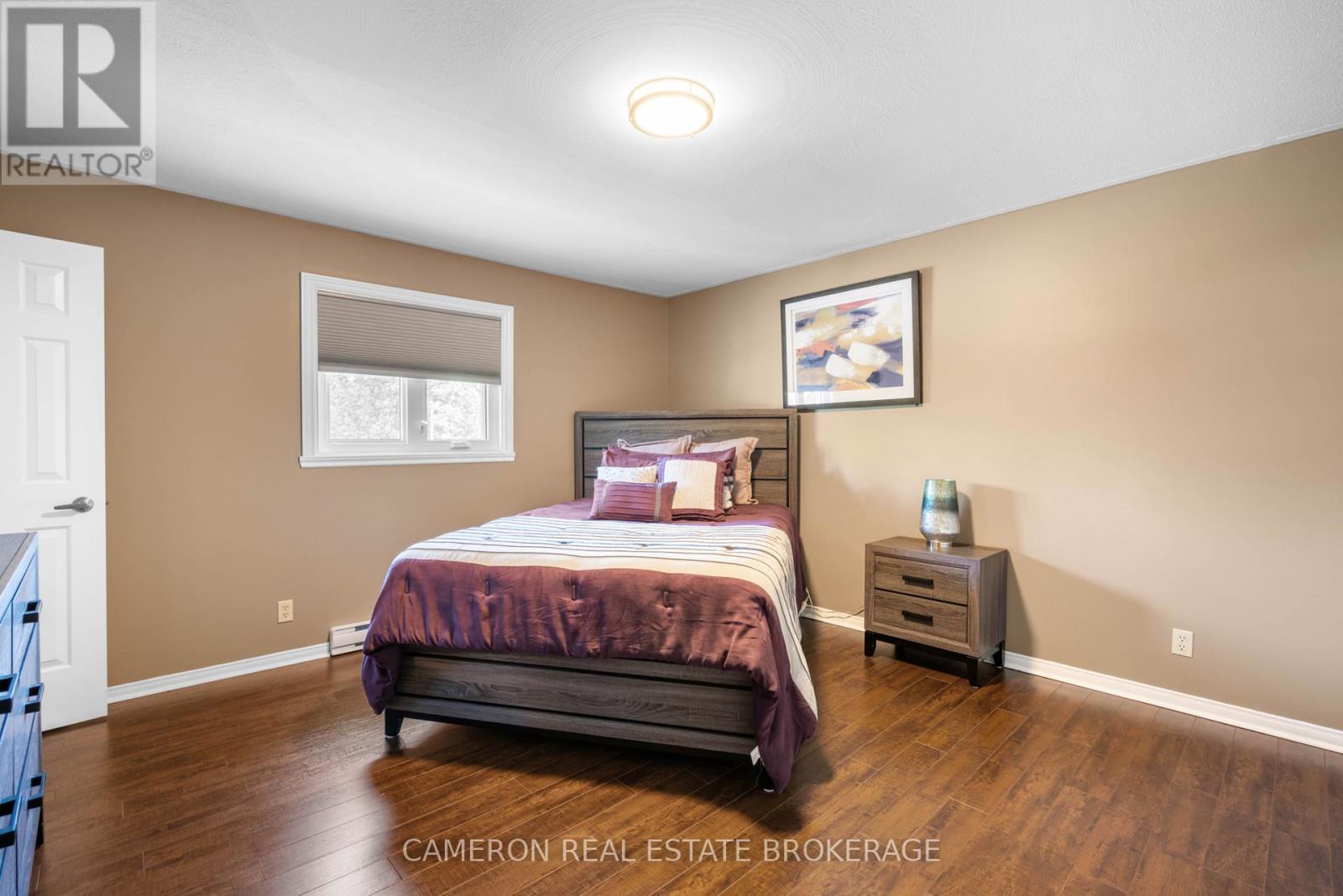 1368 PATRICIA PLACE - 23