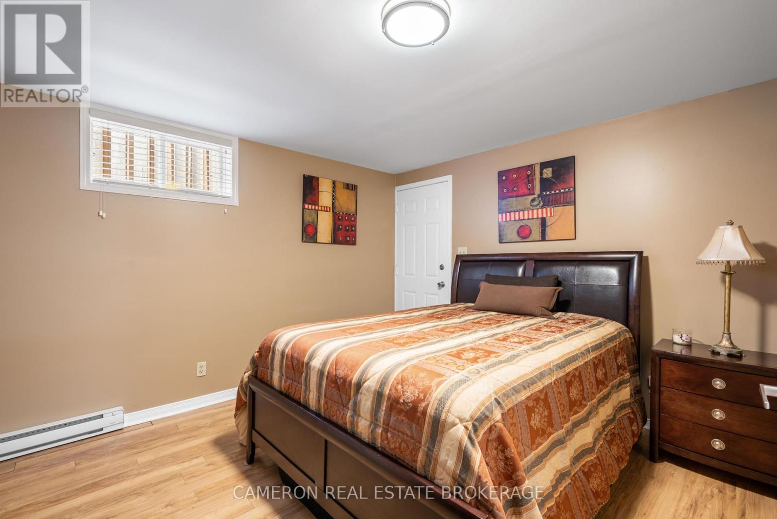 1368 PATRICIA PLACE - 30