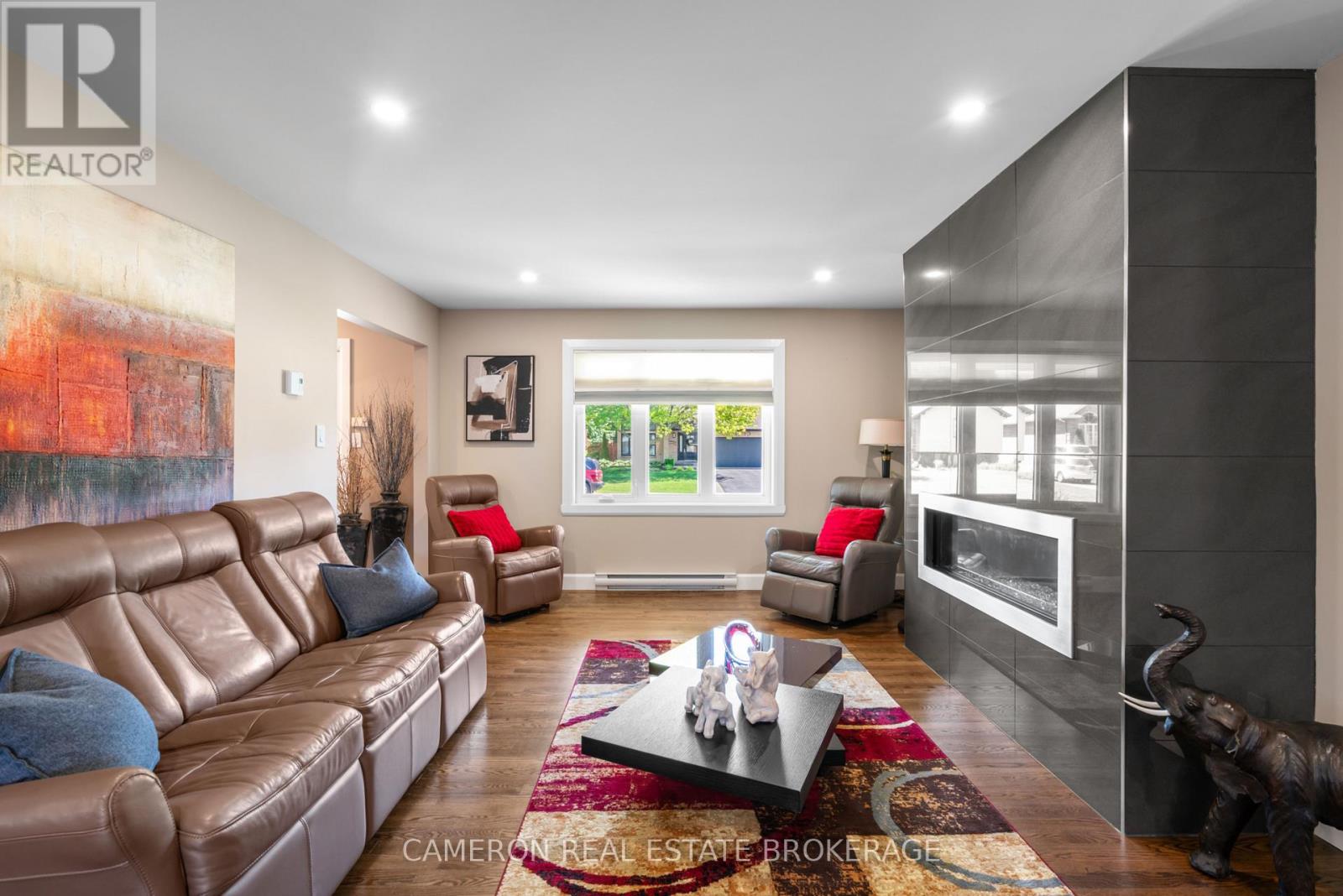 1368 PATRICIA PLACE - 7